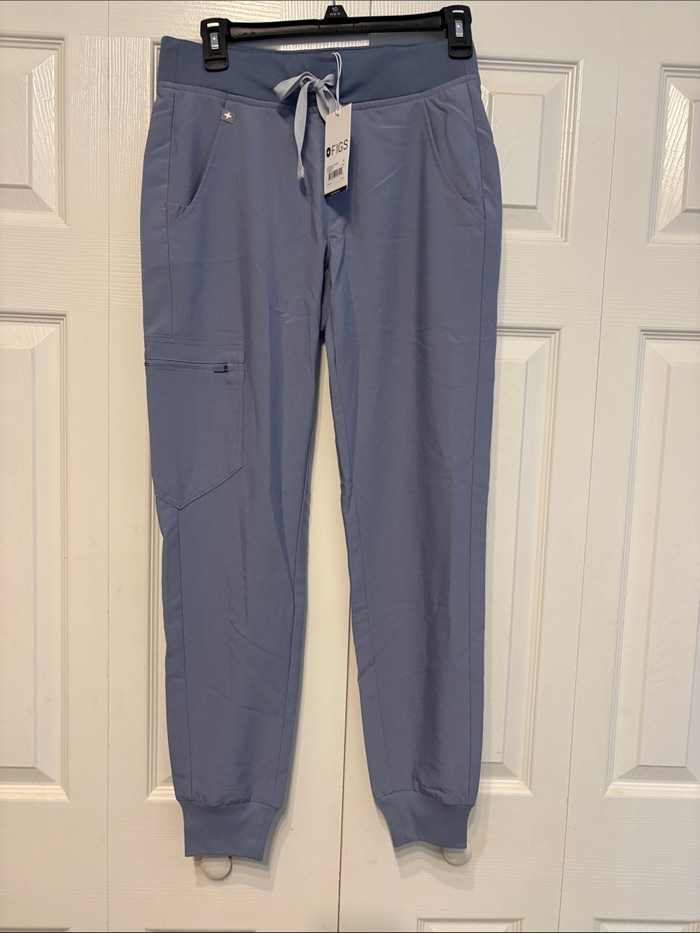 FIGS Women’s Jogger Scrub Pants in Dusty Blue